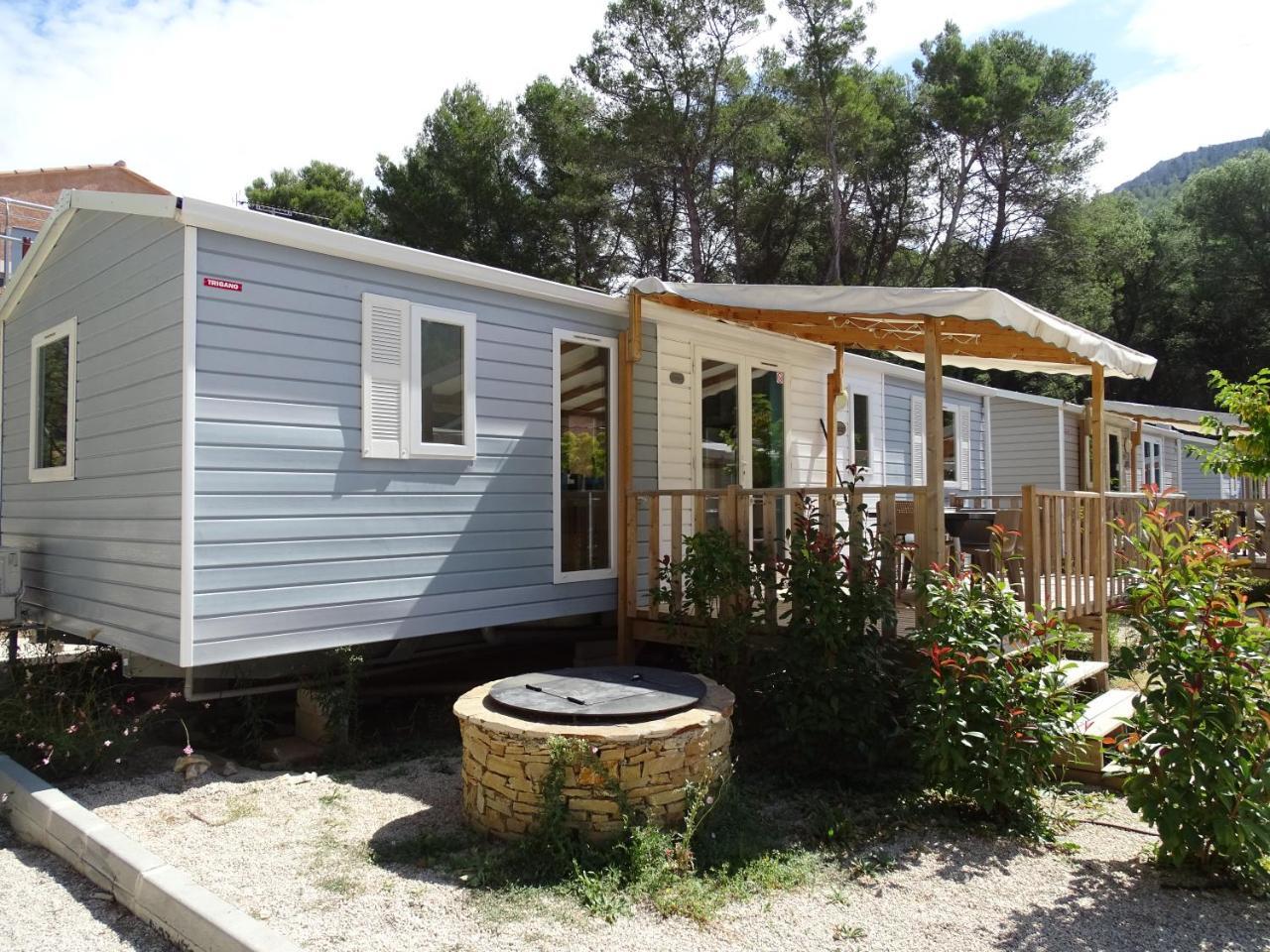 Camping Aux Portes De Cassis 로크포르라베둘 외부 사진